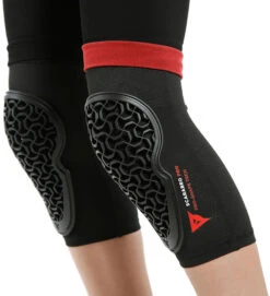 Dainese Scarabeo Pro - Kid's Knee Protector 11 Dainese Scarabeo Pro - Kid's Knee Protector -Cyclisme Vêtements Boutique Dainese Scarabeo Pro Kinder Knieprotektoren 3879729 001 6