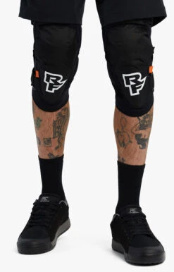 Race Face Ambush - Knee Protectors -Cyclisme Vêtements Boutique RaceFace 821973447575 AMBUSH KNEE STEALTH S 3