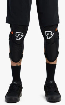 Race Face Ambush - Protecteurs De Genoux -Cyclisme Vêtements Boutique RaceFace 821973447636 AMBUSH LEG STEALTH 3