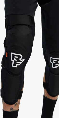 Race Face Ambush - Protecteurs De Genoux -Cyclisme Vêtements Boutique RaceFace 821973447636 AMBUSH LEG STEALTH 5